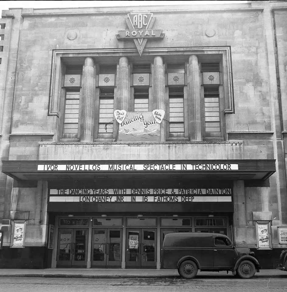 Facade of the Royal, The Dancing Years on the big screen
